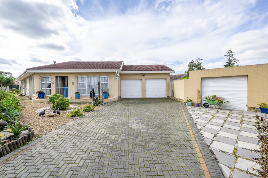 3 Bedroom Property for Sale in Ferndale Western Cape
